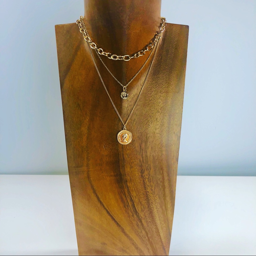 NEW Gold plated necklace